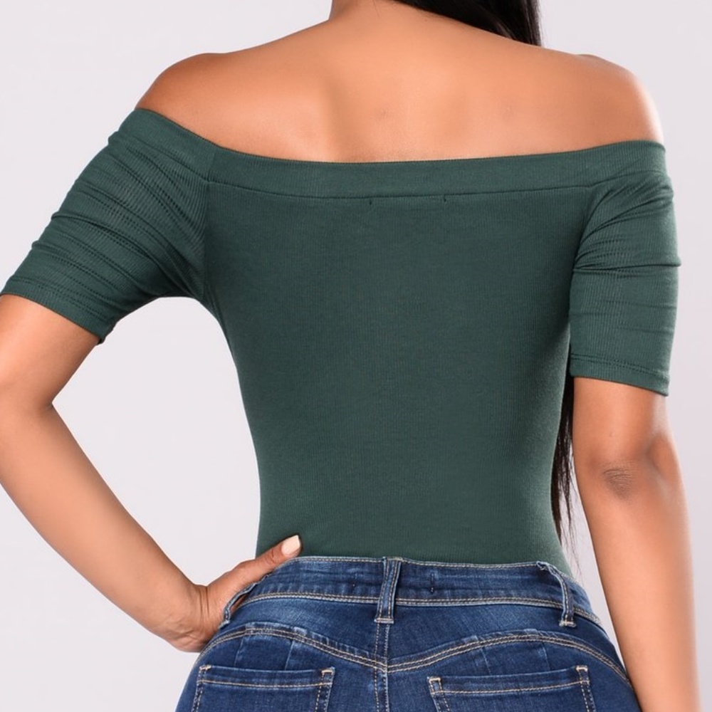 HUNTER GREEN OFF SHOULDER BODYSUIT - Picture 3 of 4